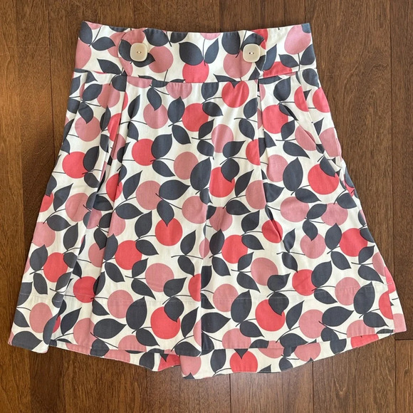 Cotton Skirt with Apple Print Sz 6 - Picture 1 of 5